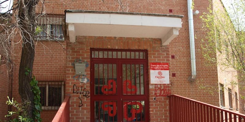 Los residentes de la casa de acogida San Agustín y Santa Mónica acuden a un concierto de percusión