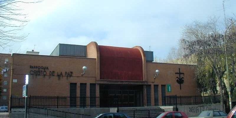 Monseñor Jesús Vidal realiza la visita pastoral a Cristo de la Paz de Carabanchel