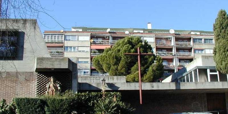 Nuestra Señora Reina del Cielo celebra el 50 aniversario de la consagración del templo con misas solemnes