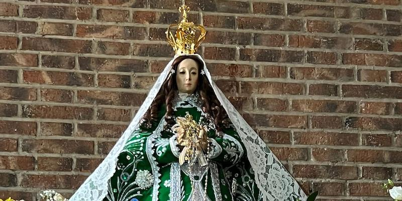 El cardenal Osoro preside en Virgen de los Llanos la Misa de entronización de la imagen de la Virgen de la Puerta