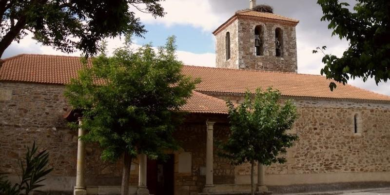San Miguel Arcángel de Pedrezuela acoge una novena en honor al Cristo de la Misericordia y al santo titular del templo