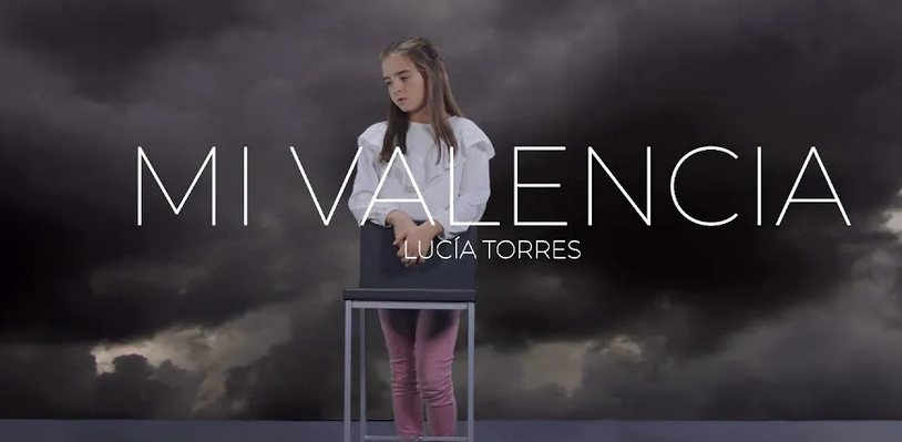La pequeña Lucía Torres canta “Mi Valencia” para transmitir «consuelo, paz y esperanza»