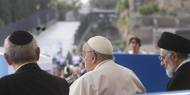 El Foro Omnes reflexiona sobre 'El diálogo interreligioso, camino de fraternidad'