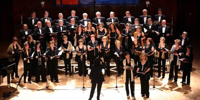 El coro Villa de Las Rozas ofrece un concierto de Adviento en San Miguel Arcángel de Las Rozas
