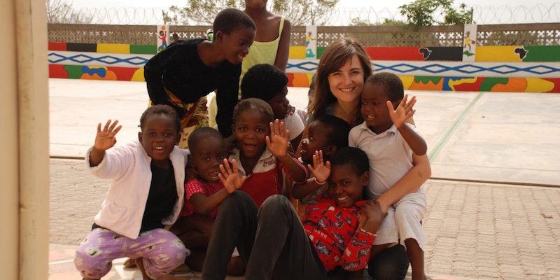 Sandra Várez recibe el X Premio San Juan Pablo II de Comunicación de la Fundación Crónica Blanca