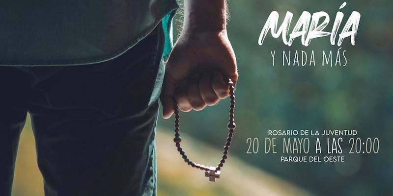 La Mesa de Jóvenes de la Vicaría VII zona urbana invita a rezar el rosario ante la imagen de la Inmaculada del parque del Oeste