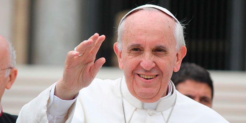 La catedral acoge la Misa del Día del Papa presidida por el nuncio, monseñor Renzo Fratini