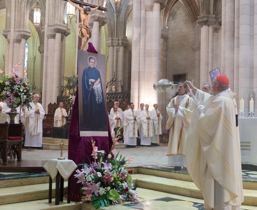 Cardenal Osoro: «Escrivá de Balaguer destacó por su amor entrañable a la Iglesia»