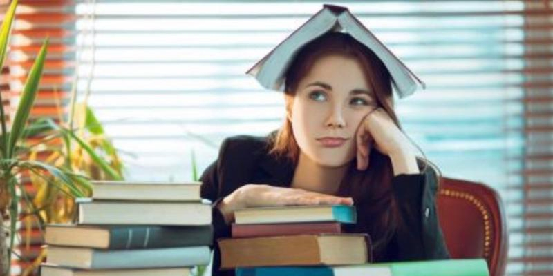 Santa Genoveva anima a los jóvenes a participar en una convivencia de estudio en Villa Santa Mónica