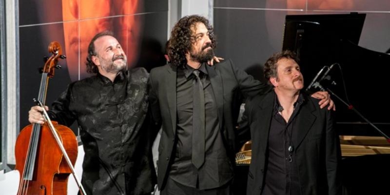 Camerata Flamenco ofrece un concierto en la ermita de la Virgen del Puerto