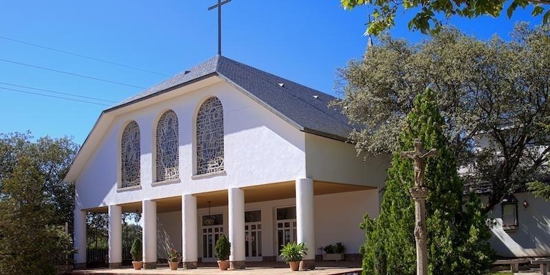 Nuestra Señora de los Arroyos acoge el encuentro de monseñor Cobo con los sacerdotes del arciprestazgo del Escorial