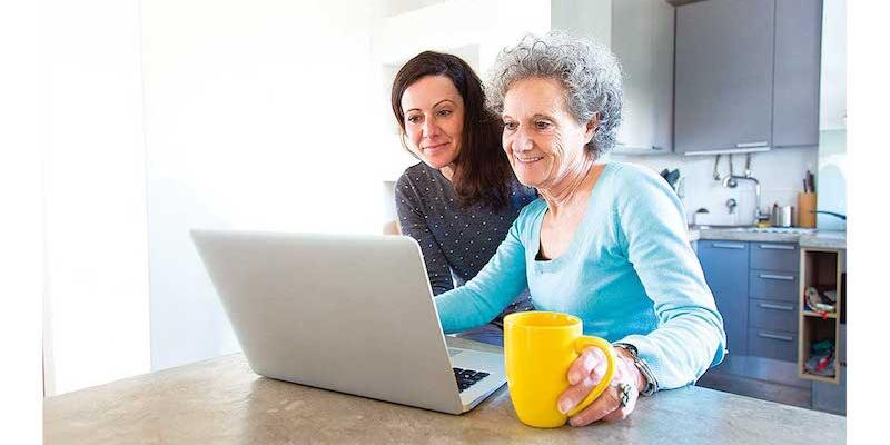 El centro de Madrid de Hermandades presenta 'Vivir en Grande', un programa de formación y acompañamiento a mayores