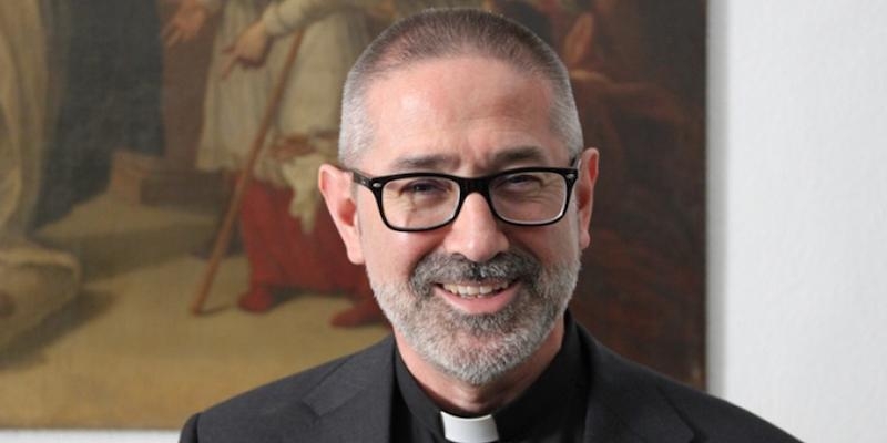 Avelino Revilla preside una Eucaristía en Cristo Resucitado en honor a su titular