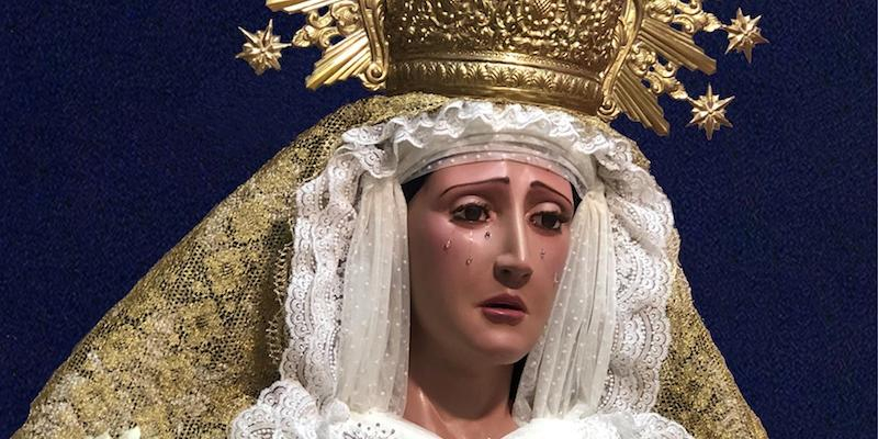El Ensanche inaugura la Semana Santa con la procesión de la Virgen de la Estrella en el Viernes de Dolores
