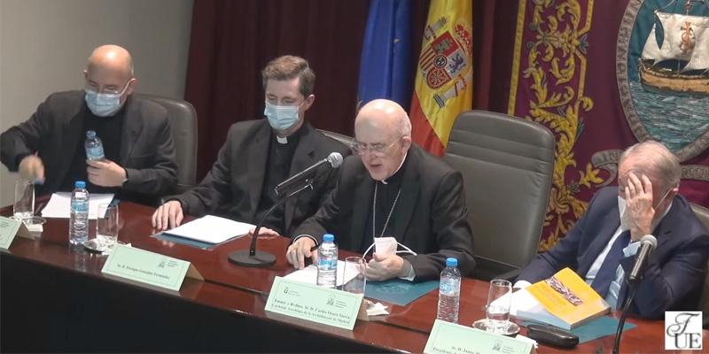 La Fundación Universitaria Española aborda la relación entre la Corona y América