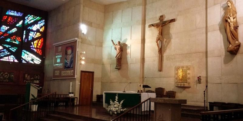 Monseñor José Cobo inaugura en San Antonio María Claret la visita pastoral al arciprestazgo del Sagrado Corazón