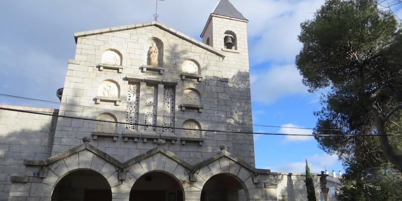 Monseñor Jesús Vidal preside en San Ignacio de Loyola la reunión de presbíteros del arciprestazgo de San Miguel Arcángel de Las Rozas
