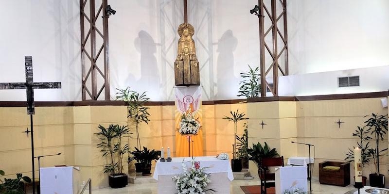 El cardenal Osoro preside una Eucaristía en la parroquia de San Basilio el Grande