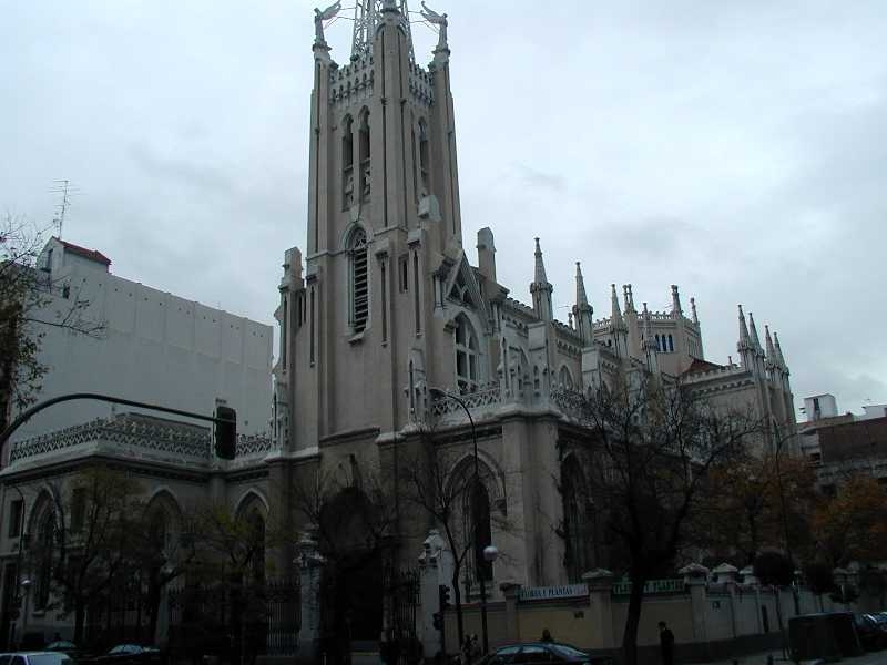 La basílica de la Concepción de Nuestra Señora celebra una Misa por las víctimas del terrorismo