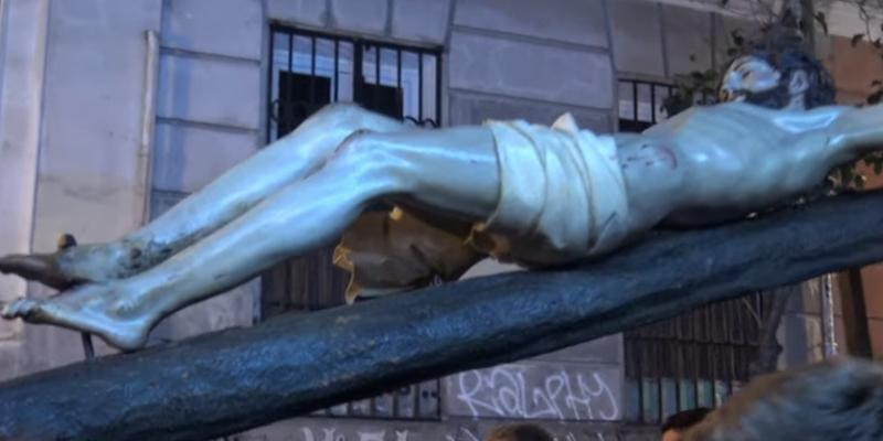 La Hermandad del Refugio celebra esta tarde un viacrucis penitencial y procesión con el Cristo del Socorro
