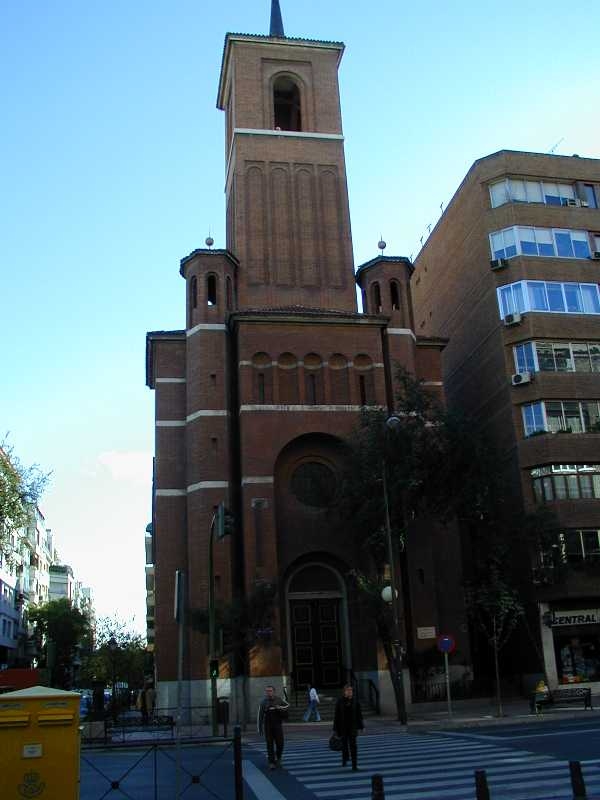 Comienza un octavario en la parroquia Virgen Peregrina de Fátima con motivo de su fiesta titular