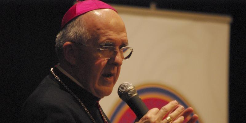 El cardenal Osoro se reúne en el Colegio Mayor Mendel con capellanes, profesores, alumnos y personal universitario