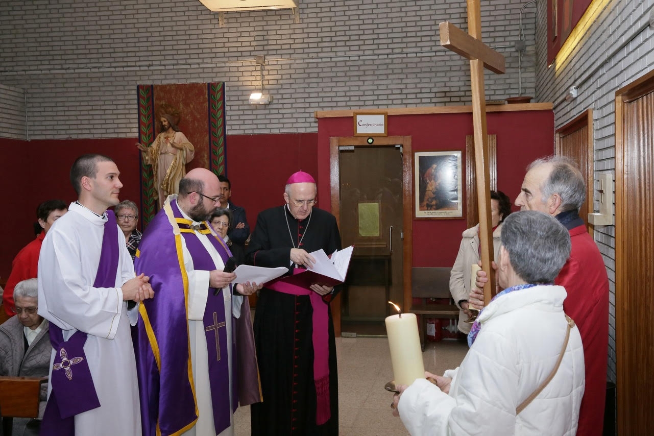 Monseñor Osoro recorre el 'Camino de la Misericordia'