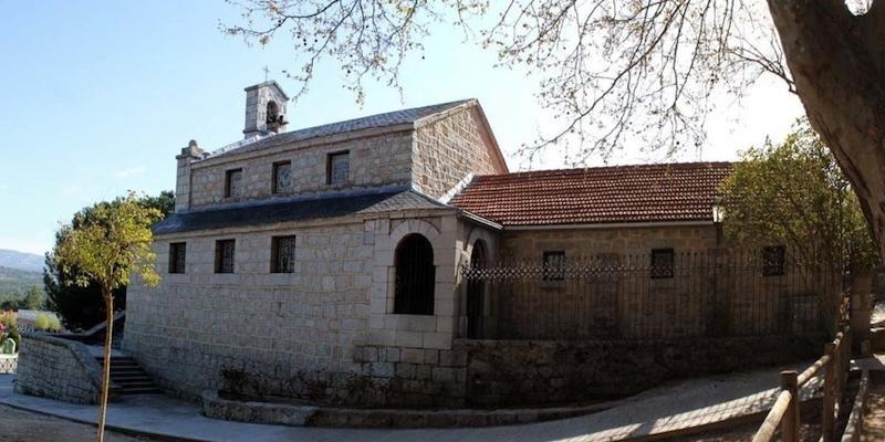 Monseñor Martínez Camino celebra una Misa en el 75 aniversario de San Antonio de la Navata