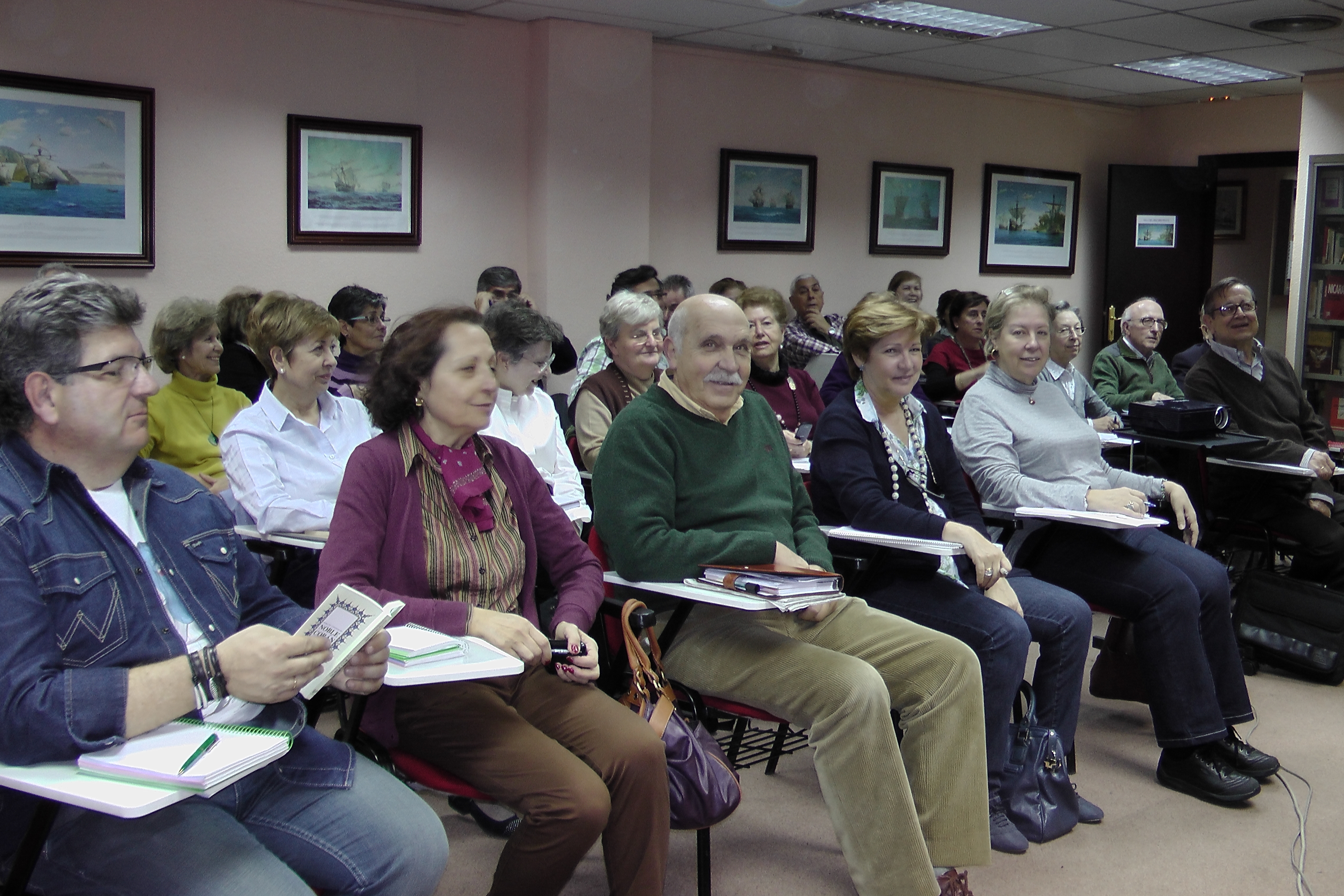 La Vniversitas Senioribvs CEU propone regalar cultura estas Navidades