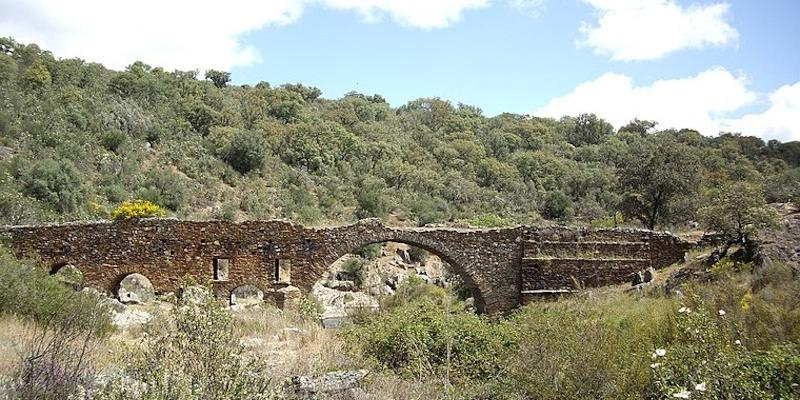 La localidad extremeña de Alcuéscar acoge el campamento de verano de Nuestra Señora de Moratalaz
