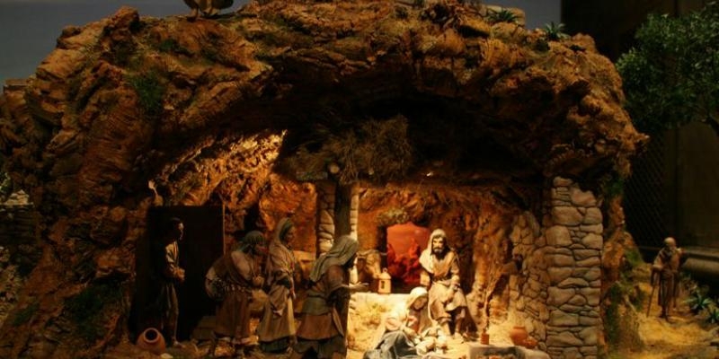 La basílica Pontificia San Miguel mantiene abierto al público su tradicional belén