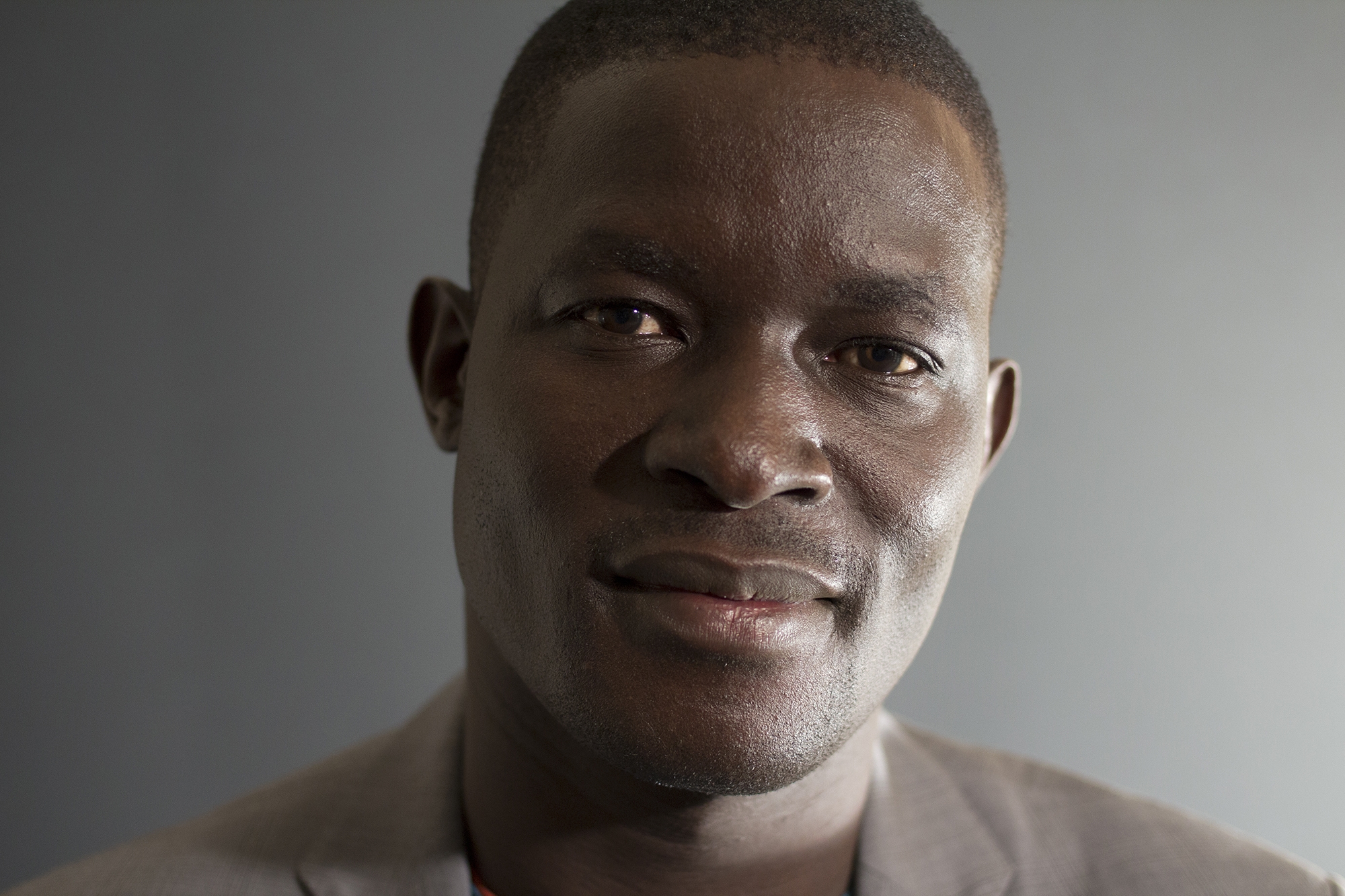 Victor Ochen, premio Mundo Negro a la Fraternidad 2015: «África necesita paz, pero también justicia»