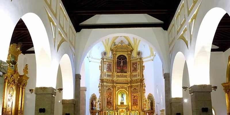 Avelino Revilla preside una Misa con sacramento de la Confirmación en San Miguel Arcángel de Las Rozas