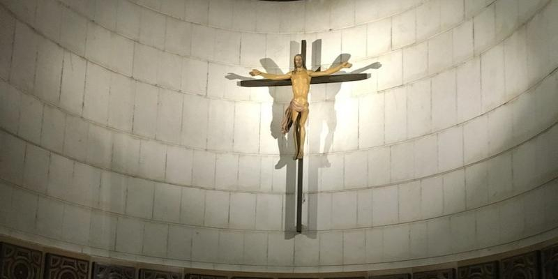 Alumnos del colegio Madres Concepcionistas reciben el sacramento de la Confirmación en Buen Suceso