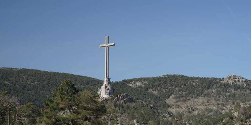 San Ignacio de Loyola de Torrelodones convoca el rezo del vía crucis en el Valle de los Caídos