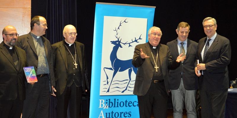 «El momento presente requiere apóstoles kerigmáticos que testimonien a Cristo con su amistad»