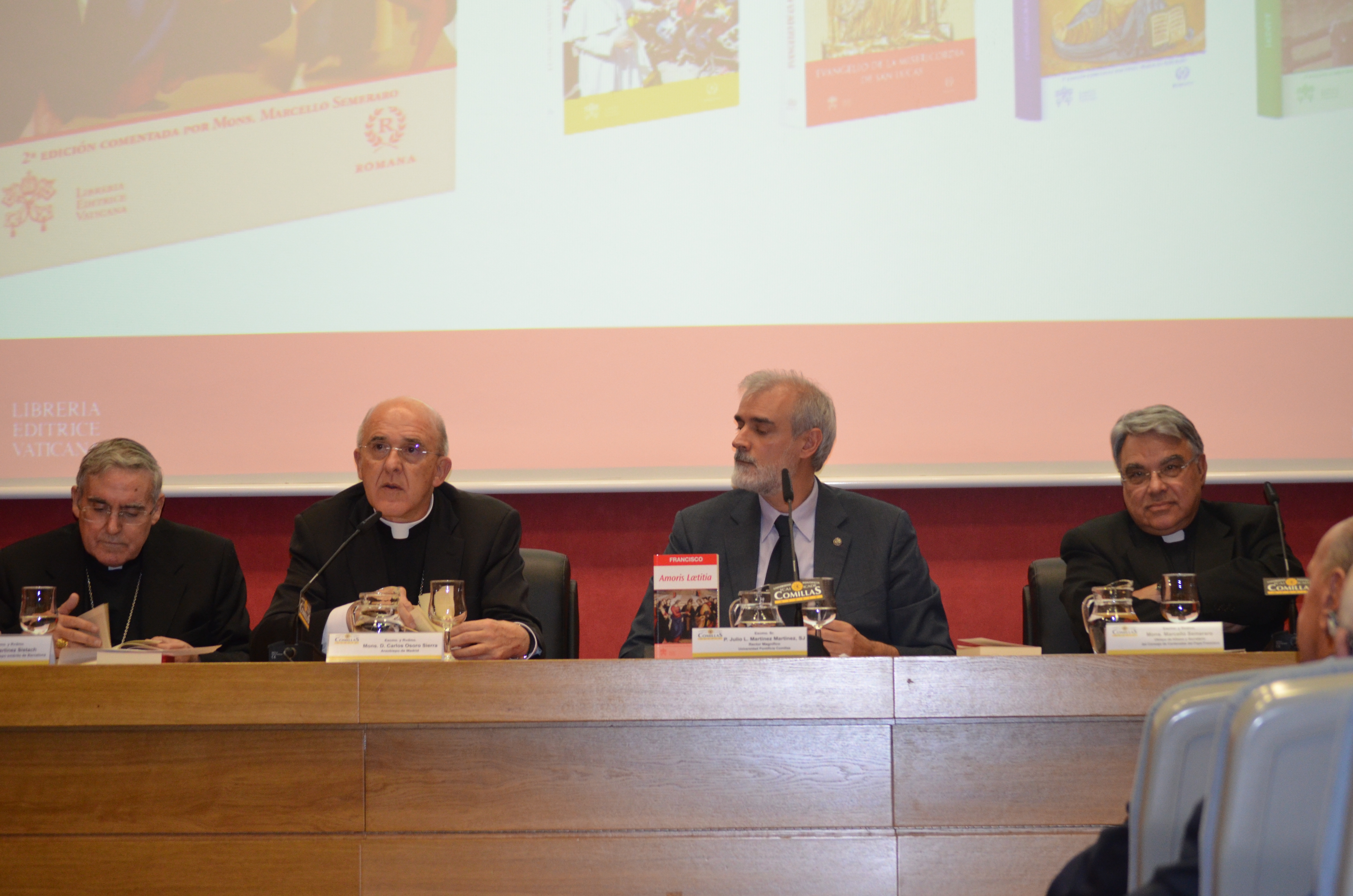 Mons. Semeraro, secretario del Consejo de Cardenales  «La 'Amoris laetitia' supera la lógica del “No se puede / Sí se puede”»