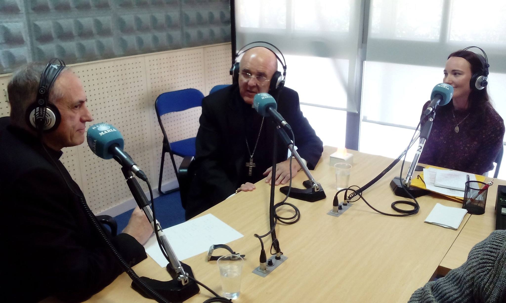 Entrevista al arzobispo en Radio María