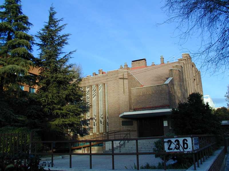 El vicario episcopal Ángel Camino imparte unas conferencias cuaresmales en Santa María del Bosque