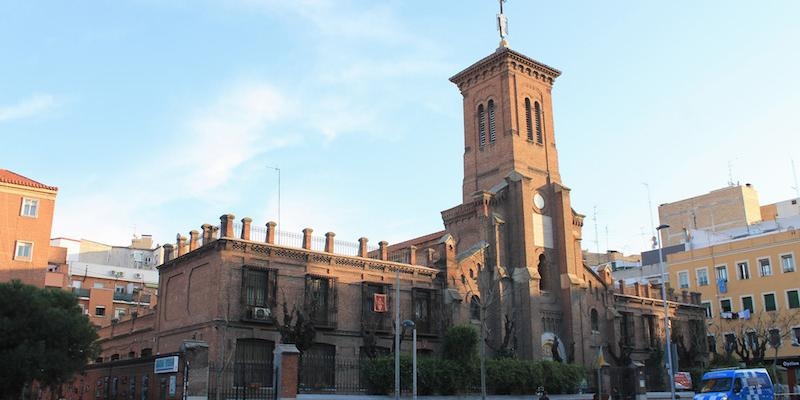 Monseñor Jesús Vidal se reúne con los sacerdotes del arciprestazgo de San Miguel Arcángel de Carabanchel