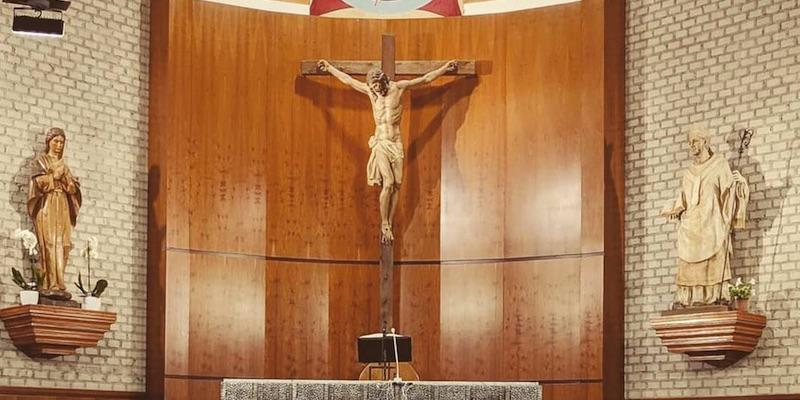 Gabriel Benedicto Casanova presenta a David López Moreno como nuevo párroco de San Leandro