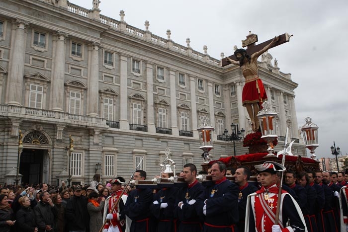 El Martes Santo se procederá al traslado del Cristo de los Alabarderos al Palacio Real para su salida procesional