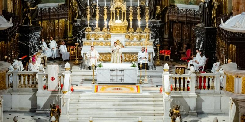 El cardenal José Cobo, en la festividad de santo Tomás de Aquino: «No solo las palabras, sino también las acciones, hablan de Dios»