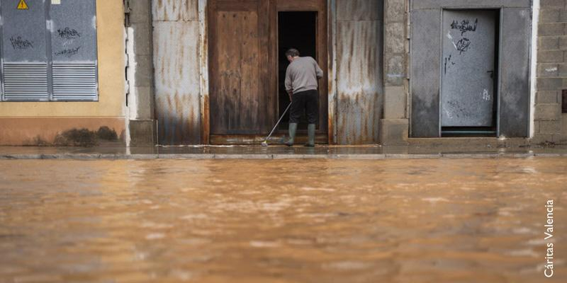 Madrid arropa a los valencianos y anima a ir a la Misa por los afectados por la DANA en la catedral: «Es importante no olvidar a Valencia»