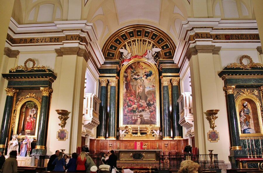 Visita pastoral del arzobispo de Madrid a la parroquia de San Ginés