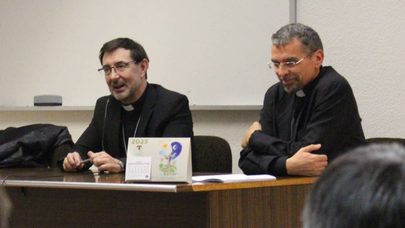 Encuentro del cardenal José Cobo con los sacerdotes pertenecientes al Ordinariato Católico Oriental: «Sois un referente muy especial para muchas comunidades»