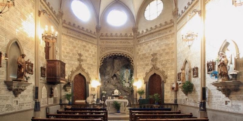 El vicario episcopal de la VII preside en el oratorio de Nuestra Señora de Lourdes la Misa en honor a su titular
