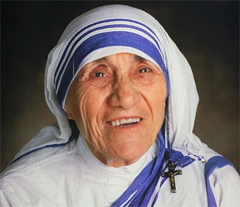 Conferencia sobre Teresa de Calcuta en el Aula San Germán