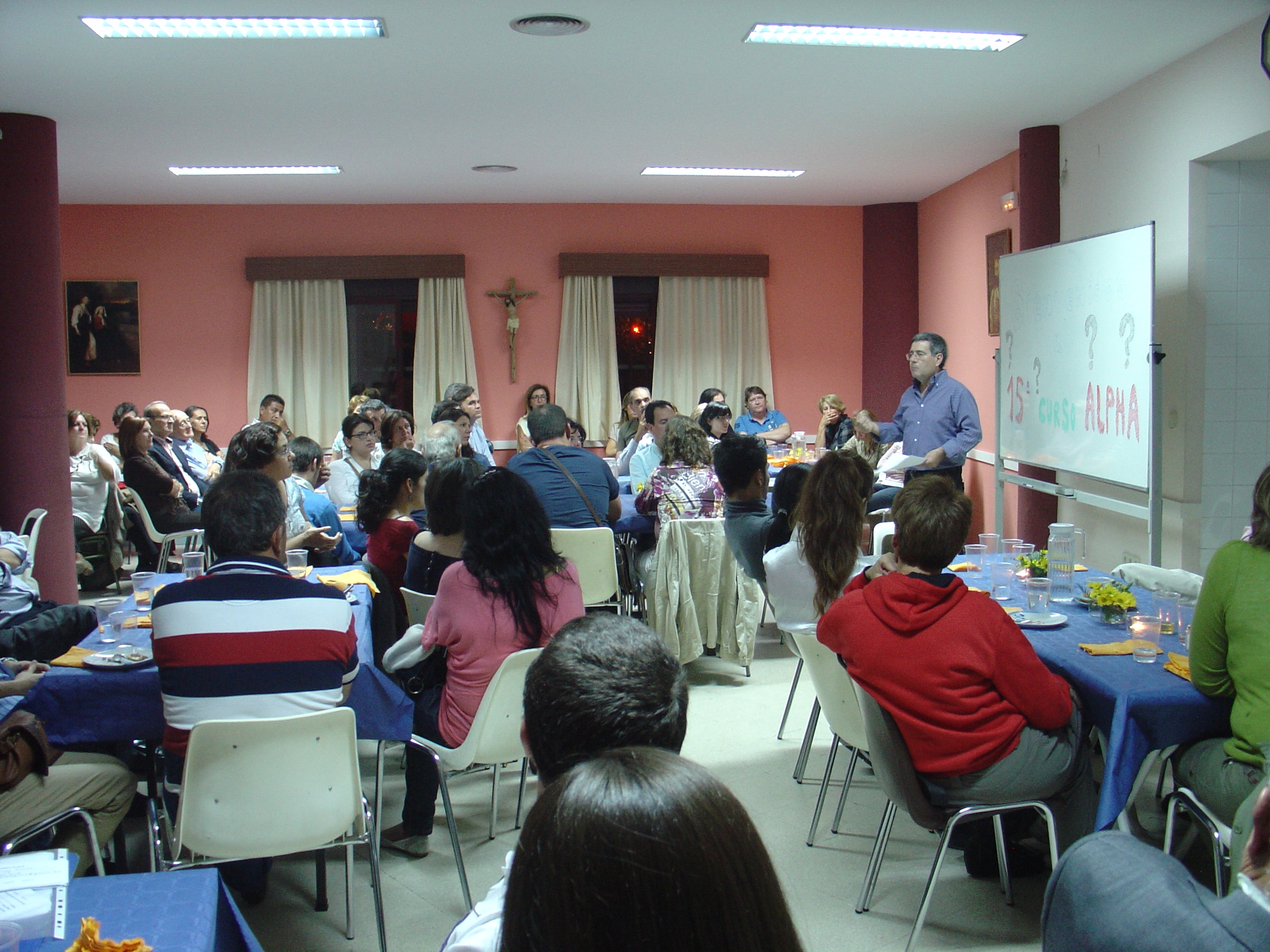 El lunes arranca el curso ALPHA en la parroquia Santa Ángela de la Cruz