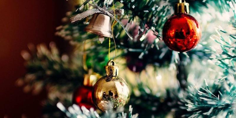 La Adoración Nocturna Femenina despide el año en San Martín de Tours con un solemne Te Deum